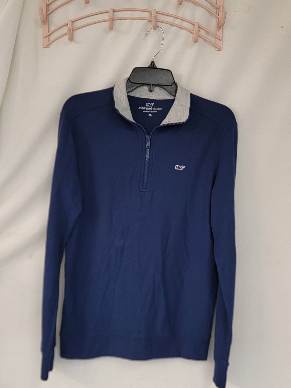Vineyard Vines Men’s Quarter-Zip Sweater - Navy with Light Gray Collar